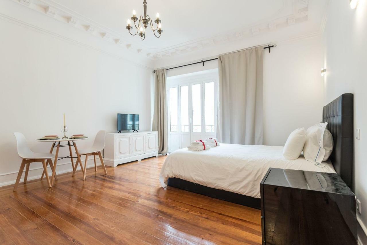 6 Clouds Apartment Lissabon Exterior foto