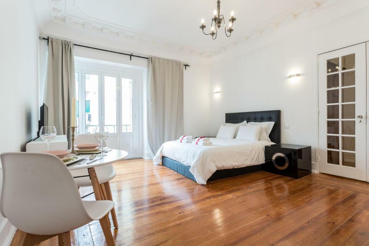 6 Clouds Apartment Lissabon Exterior foto