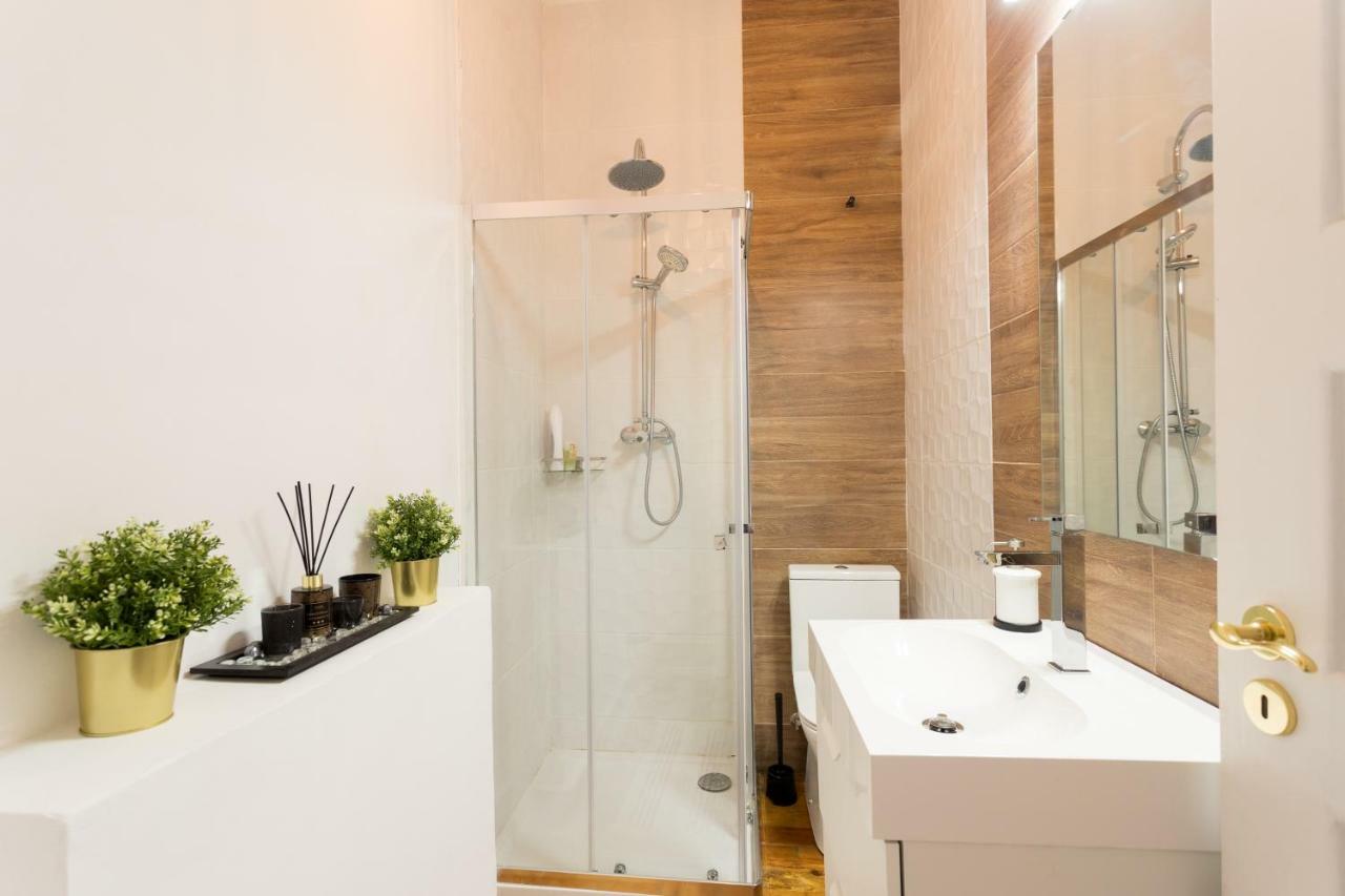 6 Clouds Apartment Lissabon Exterior foto